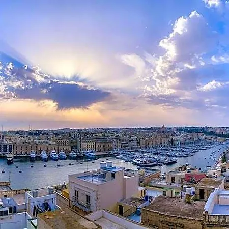 Senglea Suites Senglea